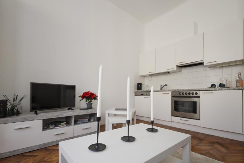 Apartment 10-Next Metro U3 Viena Exterior foto